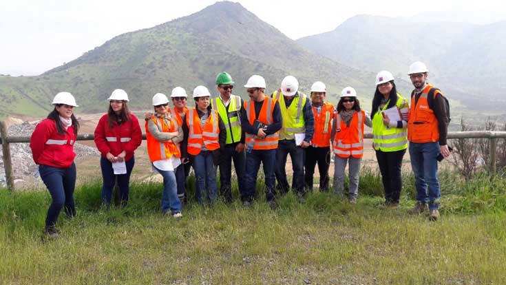 Visita técnica con funcionarios chilenos.